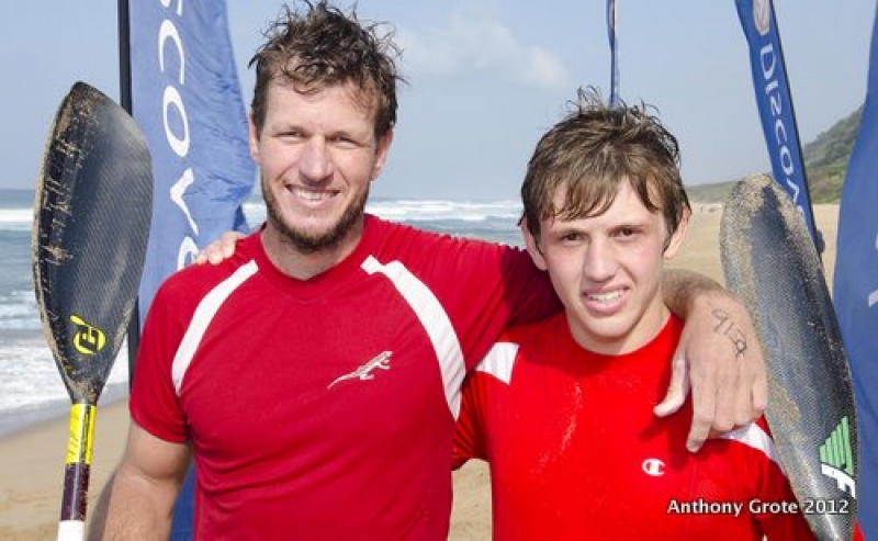 Bevan Manson and Kyle Friedenstein (East London) show the Durban paddlers how it&#039;s done!